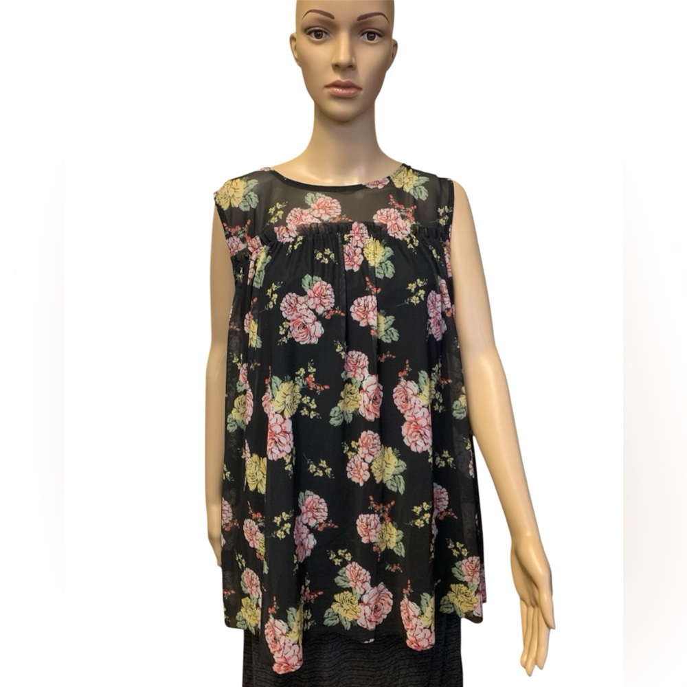 Bobbie Brooks Black Floral Sleeveless Blouse